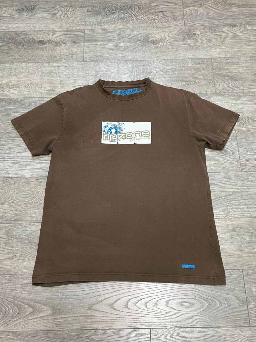Vintage Ripzone International Brown Skate T-Shirt Y2K Grunge Cyber Punk Tee L